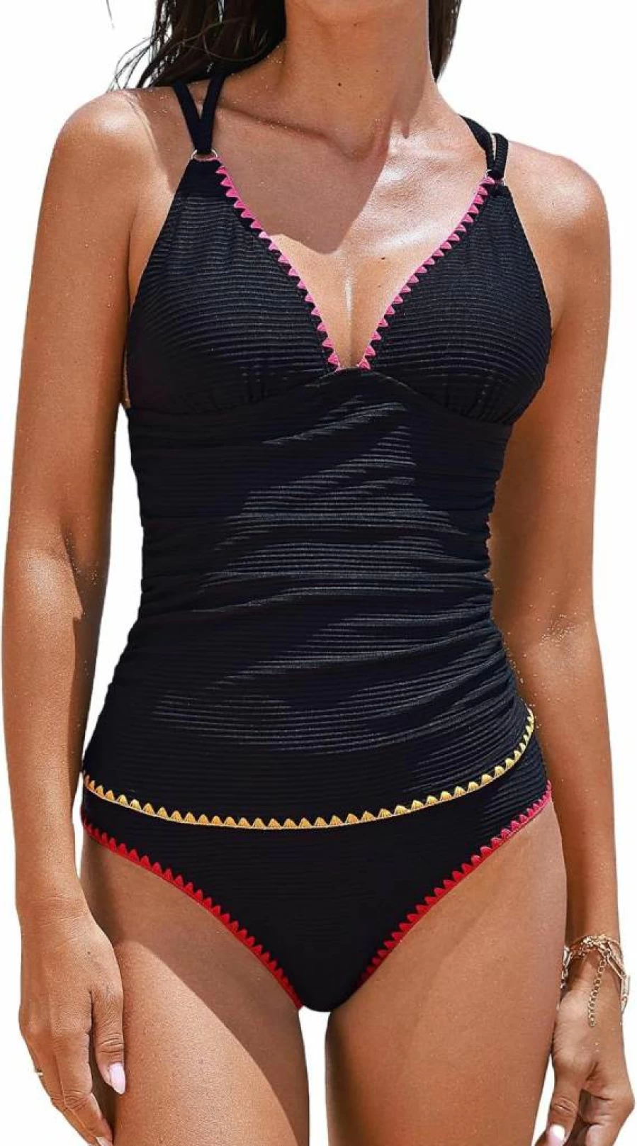 CUPSHE Women's V Neck Crossback Tankini Two Piece Swimwear Adjustable Straps Textured Fabric Bikini Set